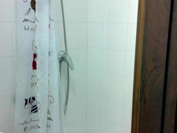 Casa Eloy : photo 4 de la chambre chambre double ou lits jumeaux avec salle de bains