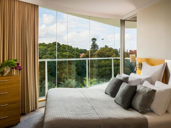 Pullman Quay Grand Sydney Harbour : photo 1 de la chambre appartement 1 chambre - vue sur jardin