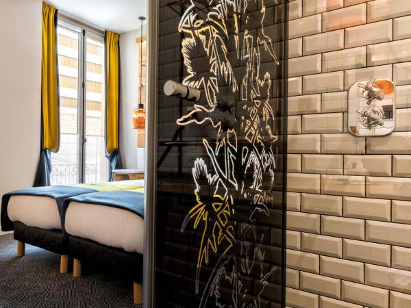 Hotel Restaurant Au Boeuf Couronné : photo 4 de la chambre chambre lits jumeaux supérieure