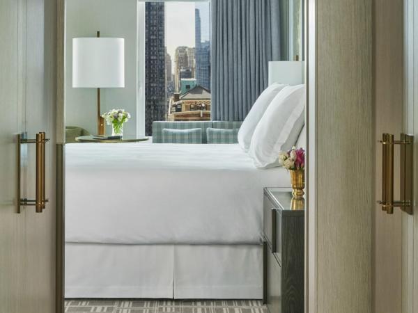 Four Seasons Hotel New York Downtown : photo 8 de la chambre chambre lit king-size hudson
