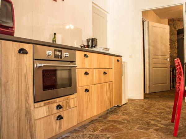 Hôtel BURLATIS : photo 4 de la chambre chambre familiale avec terrasse