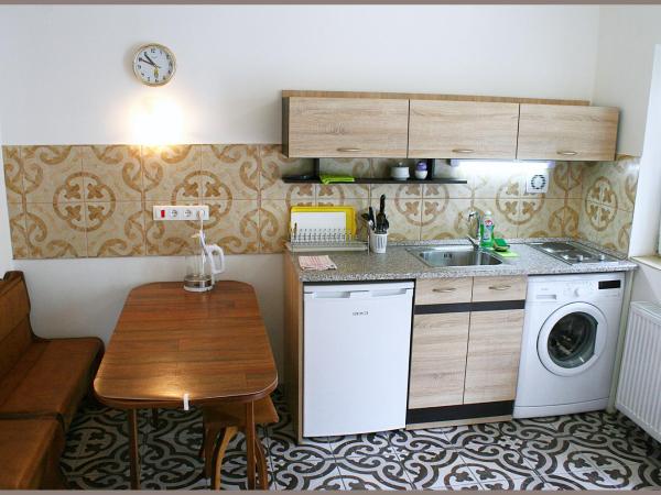 White & Quiet Apartment House : photo 6 de la chambre chambre lit king-size