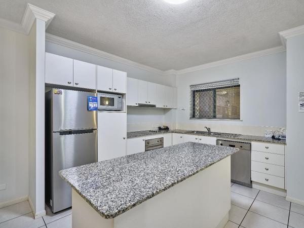 Getaway On Grafton : photo 3 de la chambre appartement de luxe 2 chambres avec 2 salles de bains