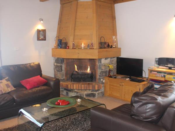 Hôtel et Chalet Au Coin Du Feu Chilly Powder : photo 1 de la chambre chalet 3 chambres