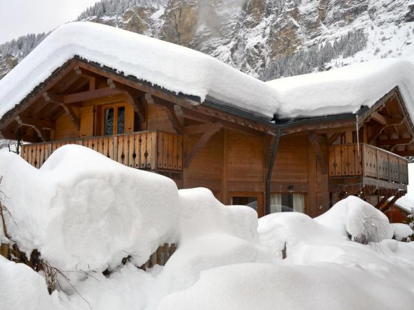 Hôtel et Chalet Au Coin Du Feu Chilly Powder : photo 8 de la chambre chalet 3 chambres