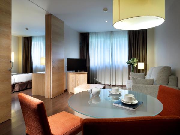 Eurostars Lucentum : photo 6 de la chambre suite junior