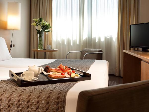 Eurostars Lucentum : photo 4 de la chambre suite junior