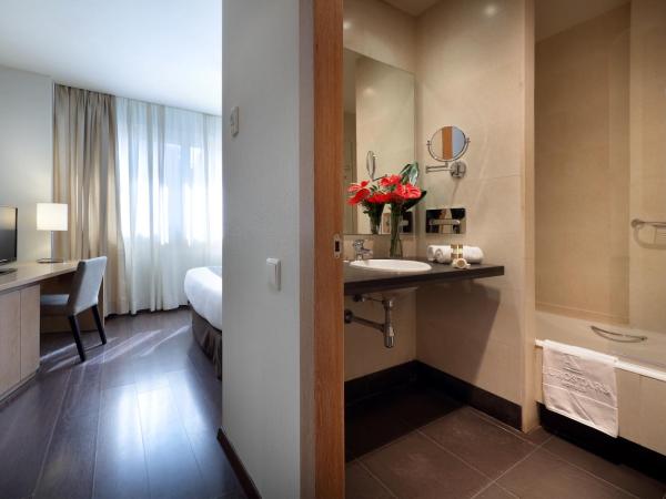 Eurostars Lucentum : photo 8 de la chambre suite junior