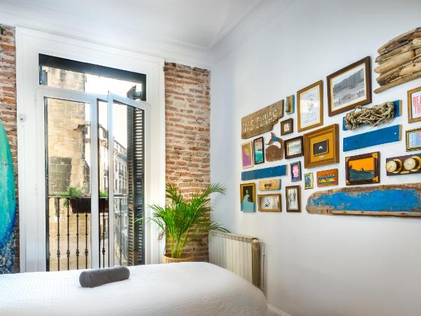 Off Beat Guesthouse - Self-check-in - Sleep Conscious : photo 4 de la chambre chambre lits jumeaux avec salle de bains commune