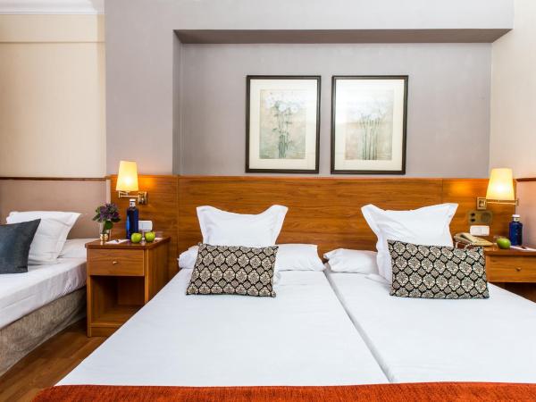 Leonardo Hotel Granada : photo 4 de la chambre chambre double ou lits jumeaux confort 