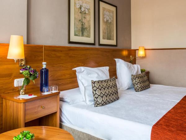 Leonardo Hotel Granada : photo 1 de la chambre chambre double ou lits jumeaux confort 