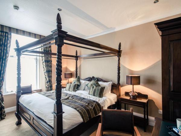 Argyll Hotel : photo 1 de la chambre chambre avec lit à baldaquin