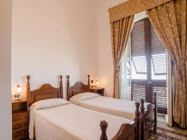 Hotel AeR BJ Vittoria : photo 5 de la chambre chambre lits jumeaux avec balcon - vue sur mer