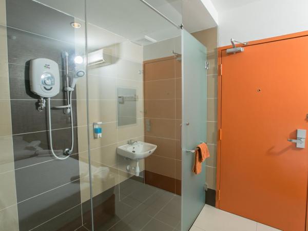 1 Hotel Mahkota Cheras : photo 8 de la chambre chambre deluxe