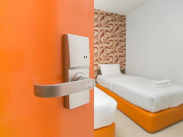 1 Hotel Mahkota Cheras : photo 3 de la chambre chambre lits jumeaux deluxe