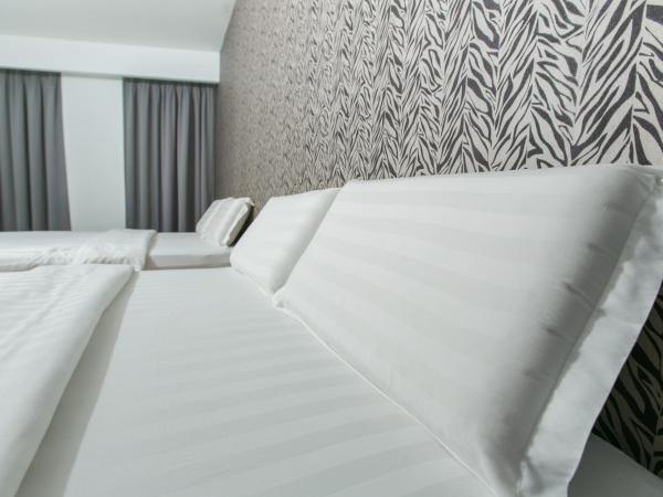 1 Hotel Mahkota Cheras : photo 6 de la chambre chambre familiale