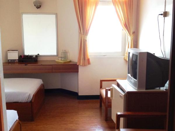 Muangphol Mansion : photo 3 de la chambre chambre lits jumeaux standard
