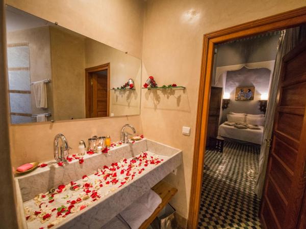 Dar victoria : photo 7 de la chambre suite saphir