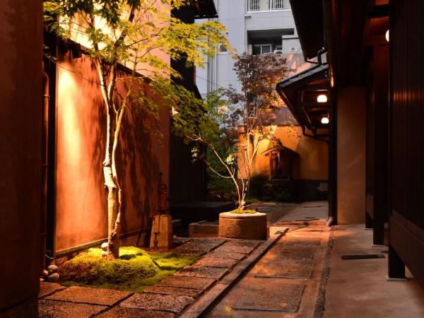 Yado Kiramachi : photo 1 de la chambre chambre familiale avec salle de bains