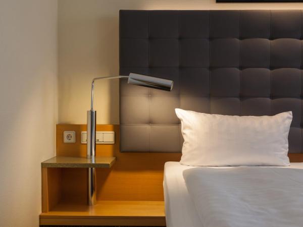 ABACUS Tierpark Hotel : photo 9 de la chambre chambre simple