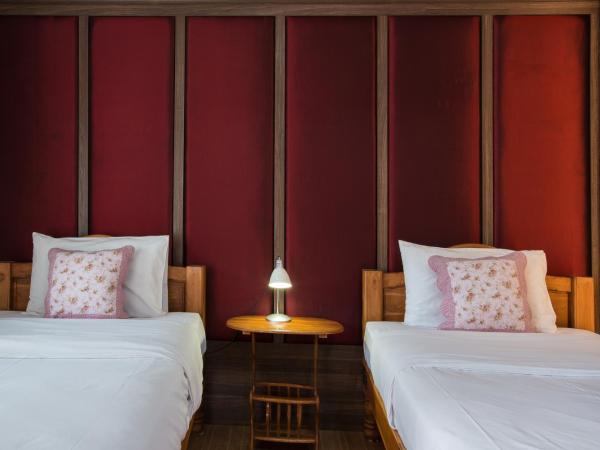 Baanchernchiangmai Hotel : photo 4 de la chambre chambre lits jumeaux deluxe