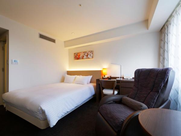 HOTEL FORZA HAKATA-GUCHI : photo 4 de la chambre chambre double supérieure avec fauteuil de massage - non-fumeurs