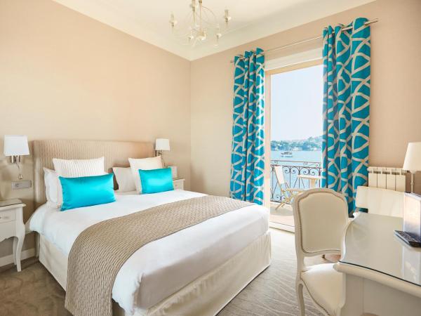 Welcome Hotel : photo 6 de la chambre chambre double confort avec balcon - vue directe sur mer