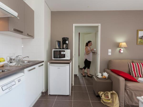 Résidence Odalys Le Clos Saint Michel : photo 6 de la chambre appartement 1 chambre (4 adultes)