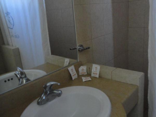 Hotel Granada : photo 6 de la chambre chambre lit king-size supérieure