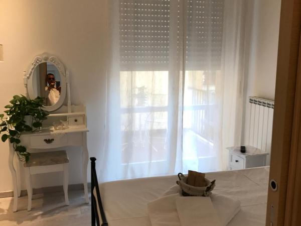 Home Meryem LOC-04612 : photo 4 de la chambre chambre double avec salle de bains privative