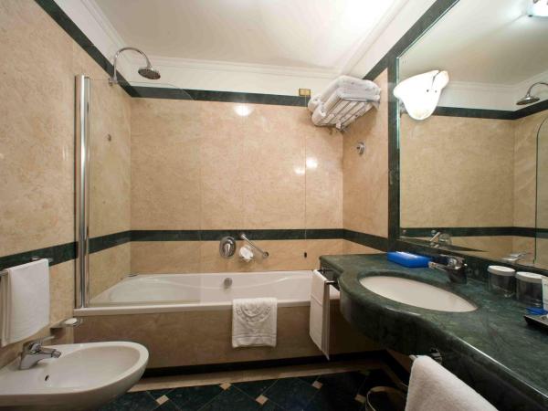 Grand Hotel Excelsior Vittoria : photo 4 de la chambre  chambre double - vue sur jardin