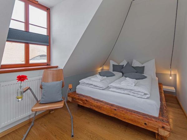 Bed and Breakfast am Schillerplatz : photo 3 de la chambre chambre double