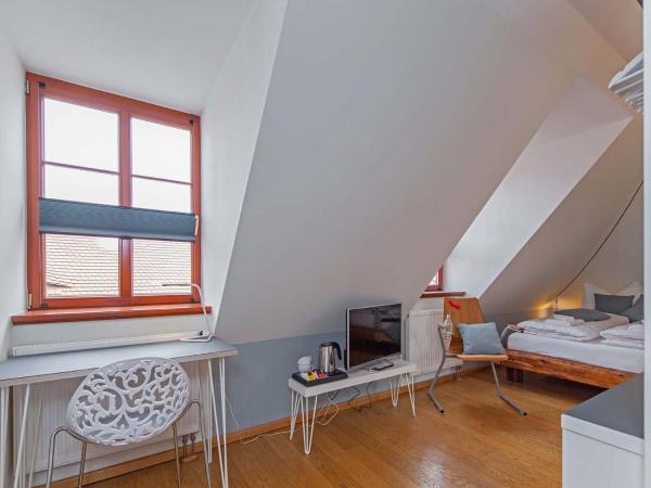 Bed and Breakfast am Schillerplatz : photo 4 de la chambre chambre double