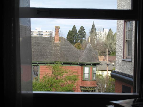 James Bay Inn Hotel, Suites & Cottage : photo 5 de la chambre chambre lit king-size standard