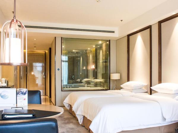 Jinling Riverside Hotel : photo 3 de la chambre chambre affaires lits jumeaux