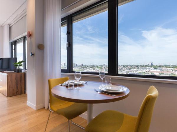 PREMIER SUITES Rotterdam : photo 5 de la chambre appartement d'angle 1 chambre