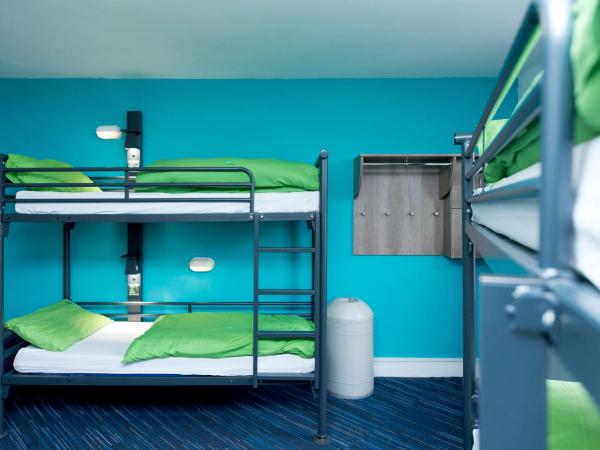 YHA London Thameside : photo 2 de la chambre lits superposs dans dortoir masculin 