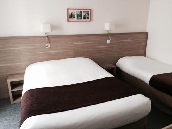 Hotel Cosmos : photo 1 de la chambre chambre triple classique