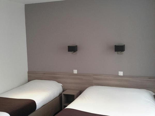 Hotel Cosmos : photo 4 de la chambre chambre triple classique