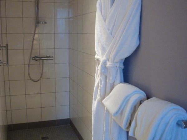 Best Western Hotel de la Breche : photo 3 de la chambre chambre lit king-size avec canapé-lit