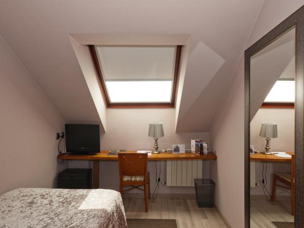 Hotel Vetusta : photo 2 de la chambre chambre simple