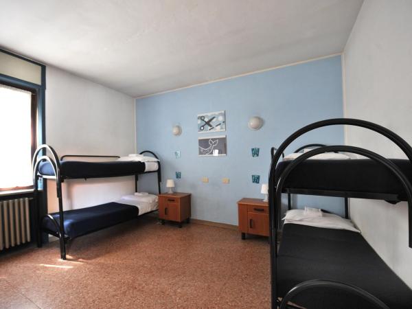 OstellOlinda : photo 5 de la chambre lit simple dans un dortoir de 4 lits pour femmes