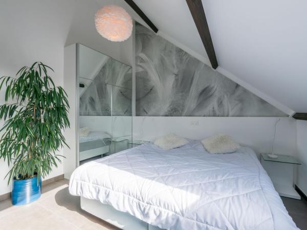 Guesthouse De Roode : photo 7 de la chambre suite deluxe avec terrasse