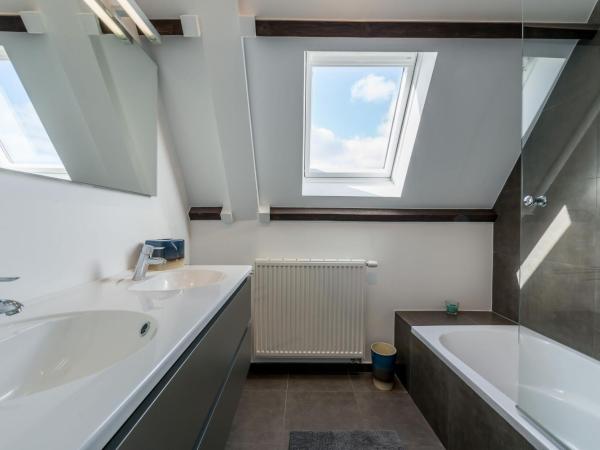 Guesthouse De Roode : photo 6 de la chambre suite deluxe avec terrasse