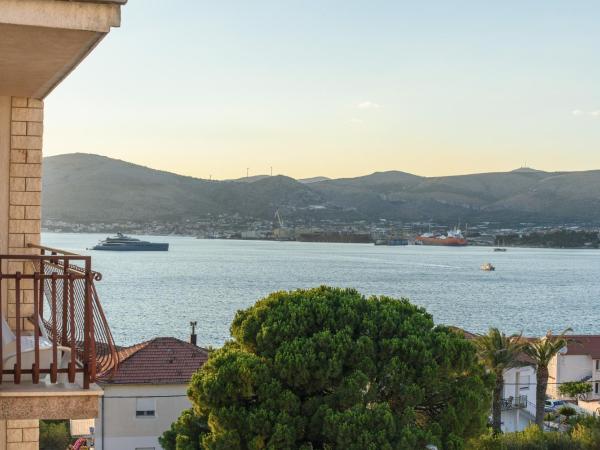 B&B Villa Paula : photo 10 de la chambre chambre double avec balcon - vue sur mer