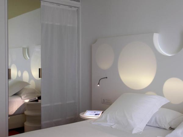 Room Mate Pau : photo 3 de la chambre chambre double exécutive