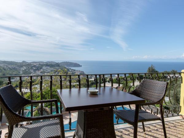 Hotel Ape Regina : photo 9 de la chambre chambre double confort - vue sur mer