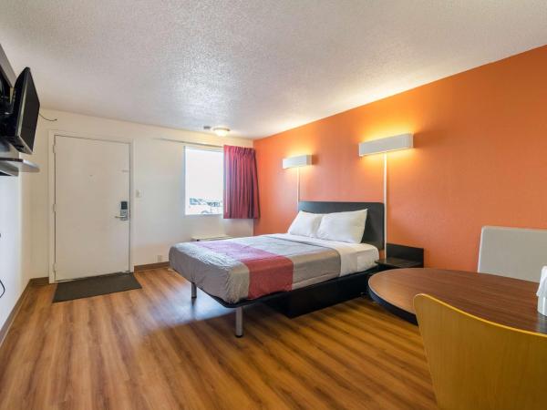 Hotel 465 By Regency : photo 7 de la chambre chambre lit queen-size - non-fumeurs