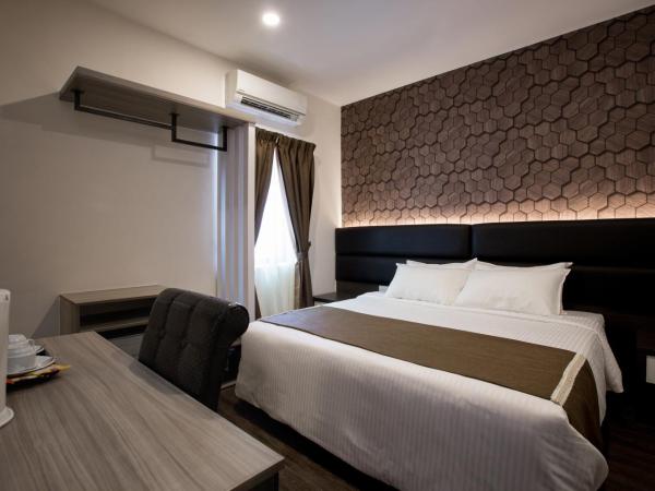 Gurney Lodge : photo 4 de la chambre chambre lit king-size