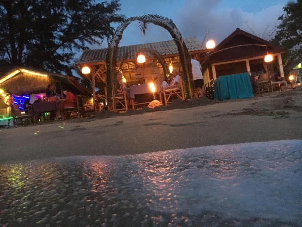 Lanta Paragon : photo 10 de la chambre chambre double standard climatisée